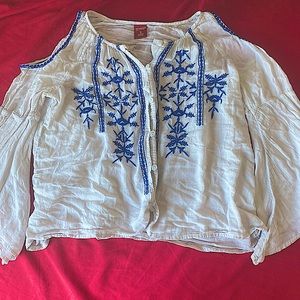 Arizona Embroidered Peasant Blouse